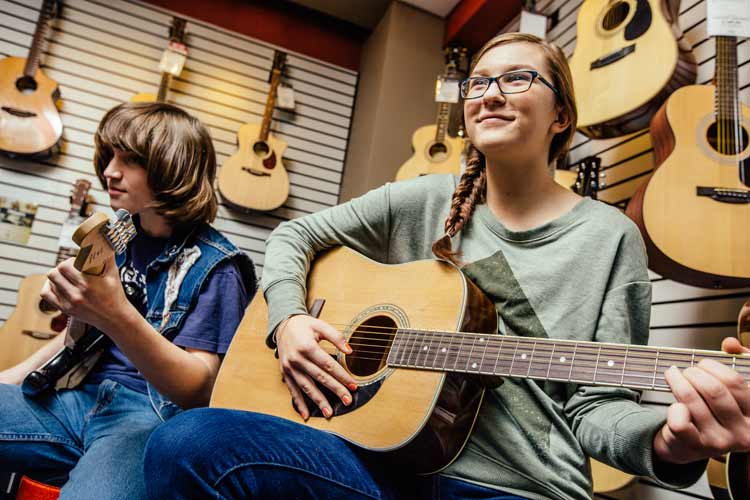 Classical vs. Acoustic Guitar What s the Difference