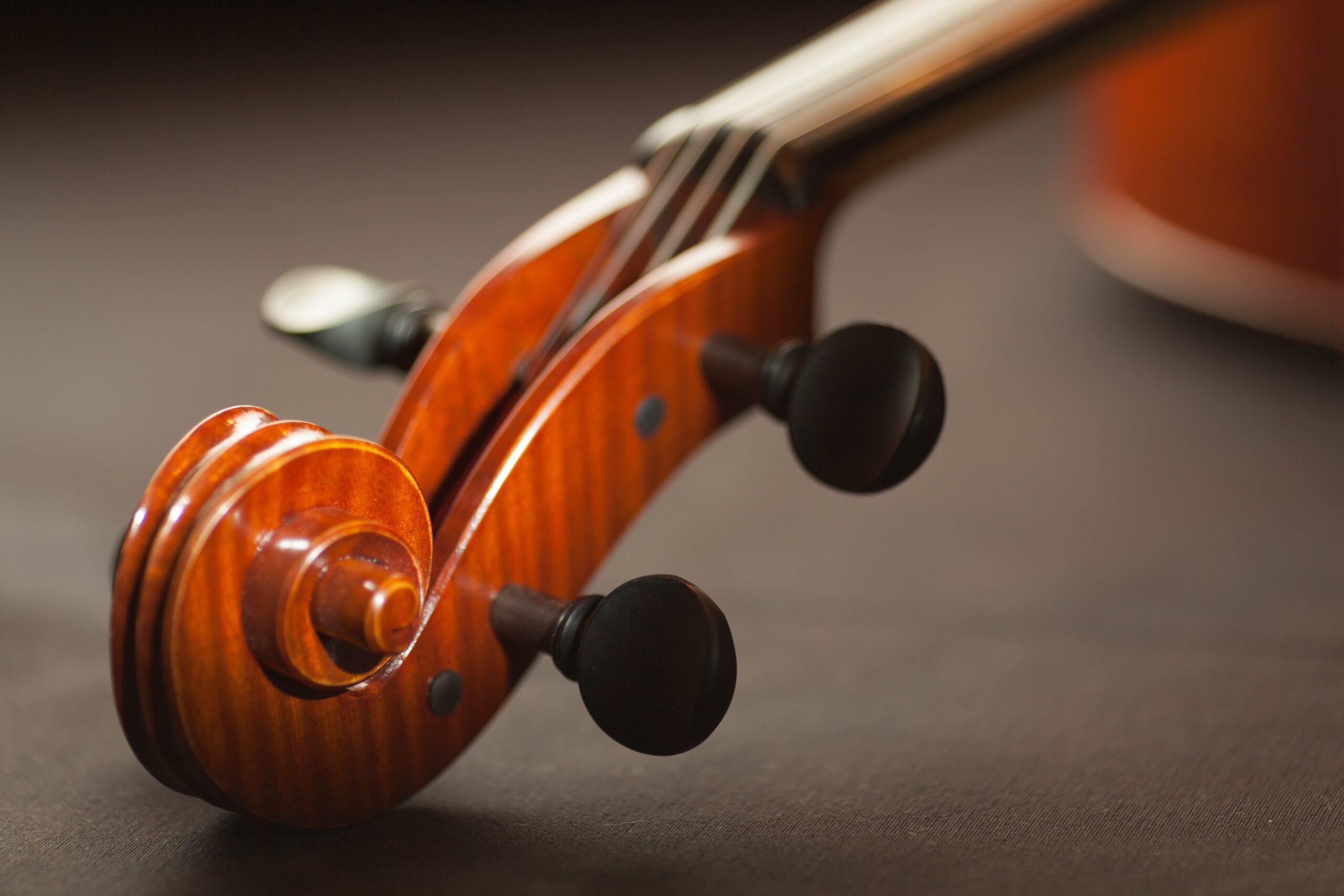 Changing Violin Strings