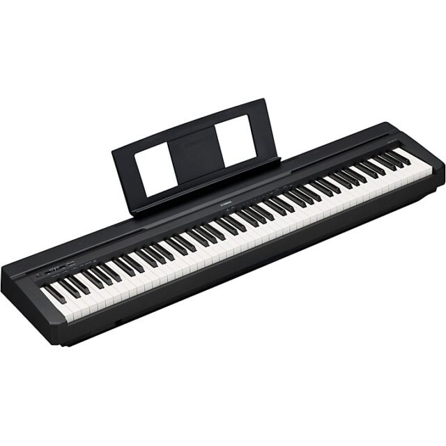 Beginner Yamaha P-45 Keyboard